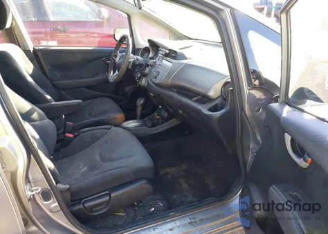 2010 Honda Fit Sport из США, поврежденный, VIN JHMGE8H47AC004213